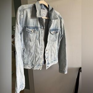 GAP Jean Jacket Classic Style, Light Wash (LT - Large Tall)